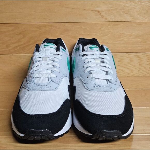 Nike Air Max 1 White Stadium Green Black Mens Shoe Sneaker FN6952-100 - Picture 5 of 12